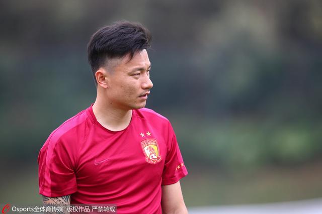 由上赛季联赛冠军海港对阵上赛季足协杯冠军申花的2024超级杯赛事，此前已经确定在上海进行。